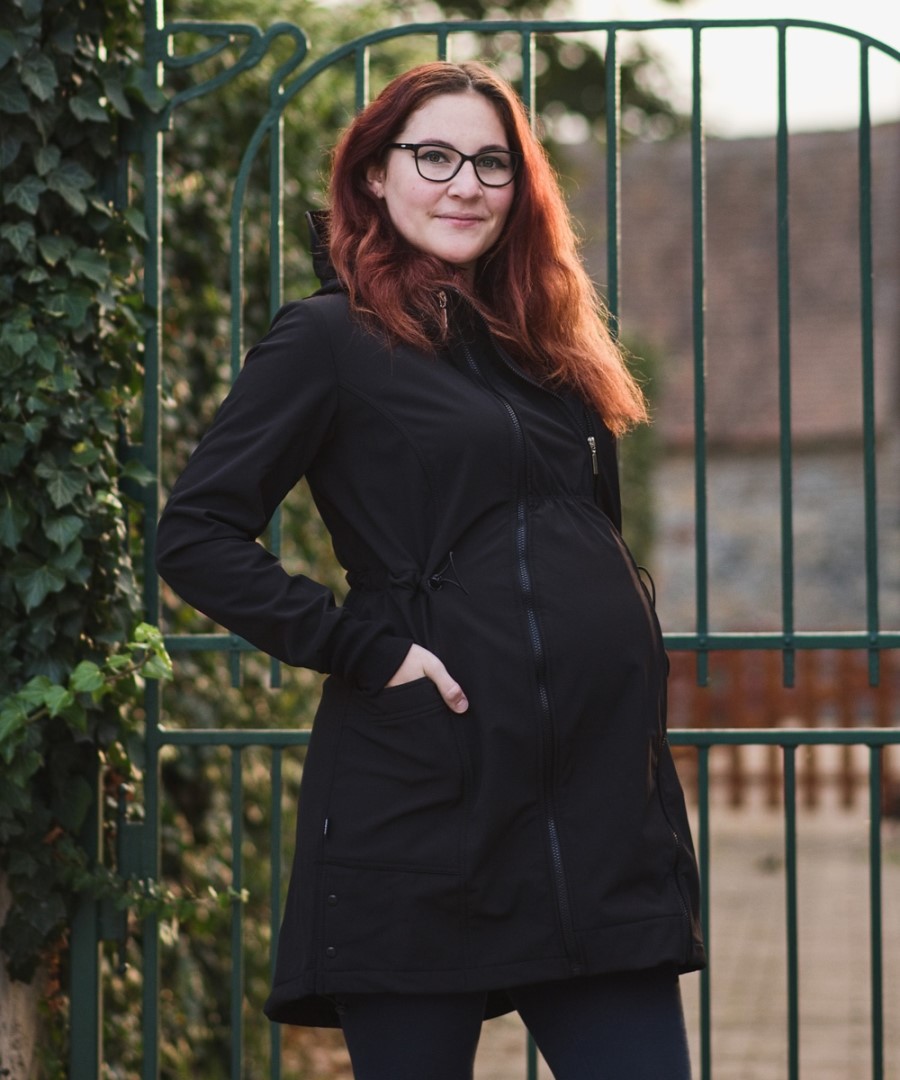 softshellova-nosici-bunda-andrea-tehotenska-vsadka-cerna-4