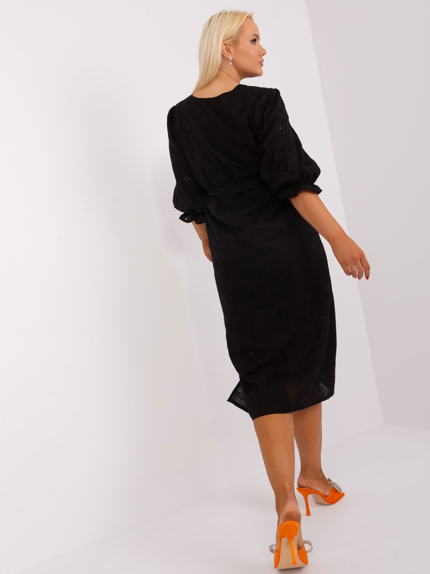 Ženska obleka Livia črna plus size 1