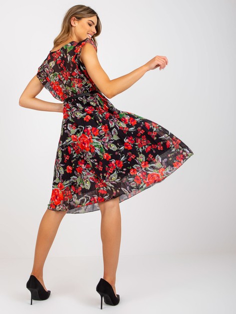 pol_pm_Czarno-czerwona-plisowana-sukienka-midi-w-kwiaty-387237_5